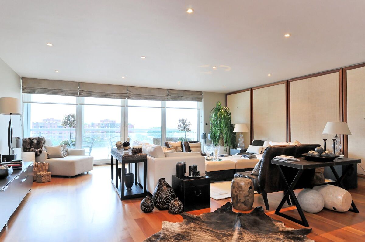 flat to rent in Eagle Wharf, 138 Grosvenor Road, Pimlico, London, SW1V BAQ012224519 Knight Frank