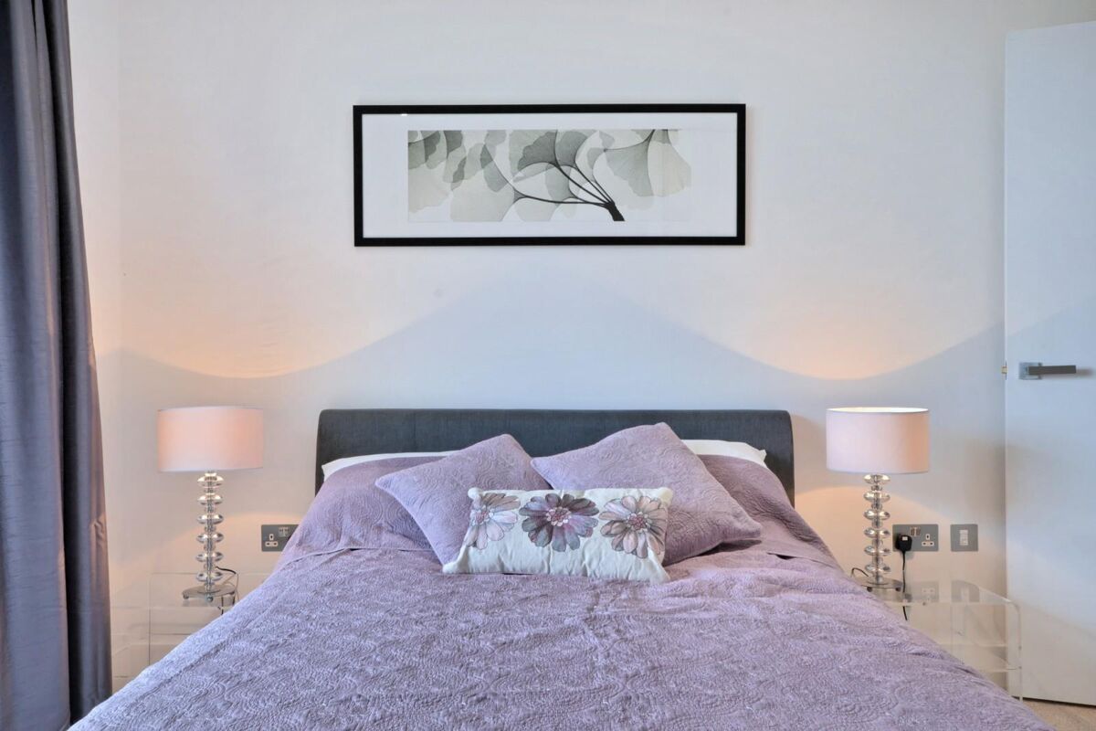 flat to rent in Ingrebourne Apartments, Fulham Riverside, Central