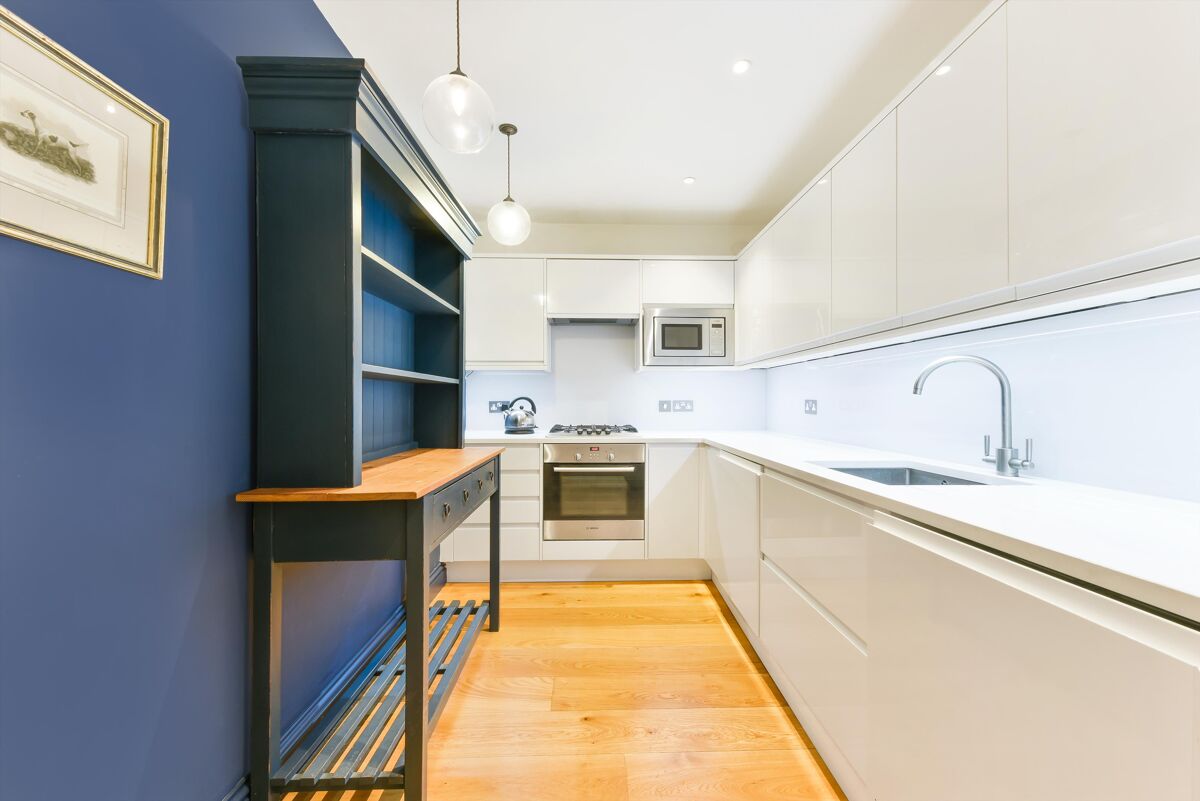 flat to rent in Molasses House, Clove Hitch Quay, Plantation Wharf