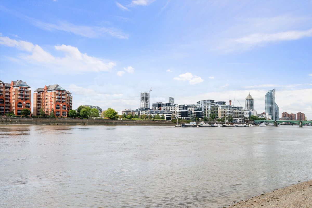 flat to rent in Molasses House, Clove Hitch Quay, Plantation Wharf