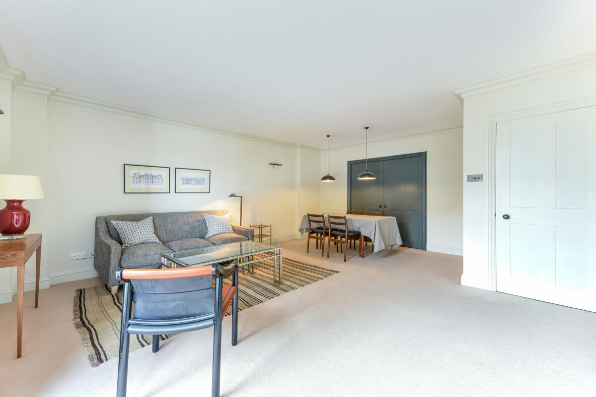 flat to rent in Molasses House, Clove Hitch Quay, Plantation Wharf