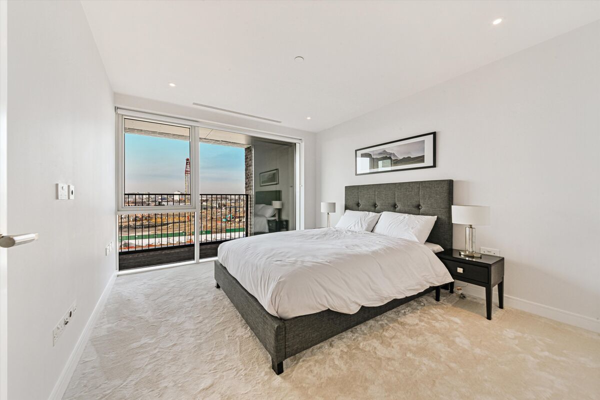 flat to rent in Fairwater House, Chelsea Creek, London, SW6