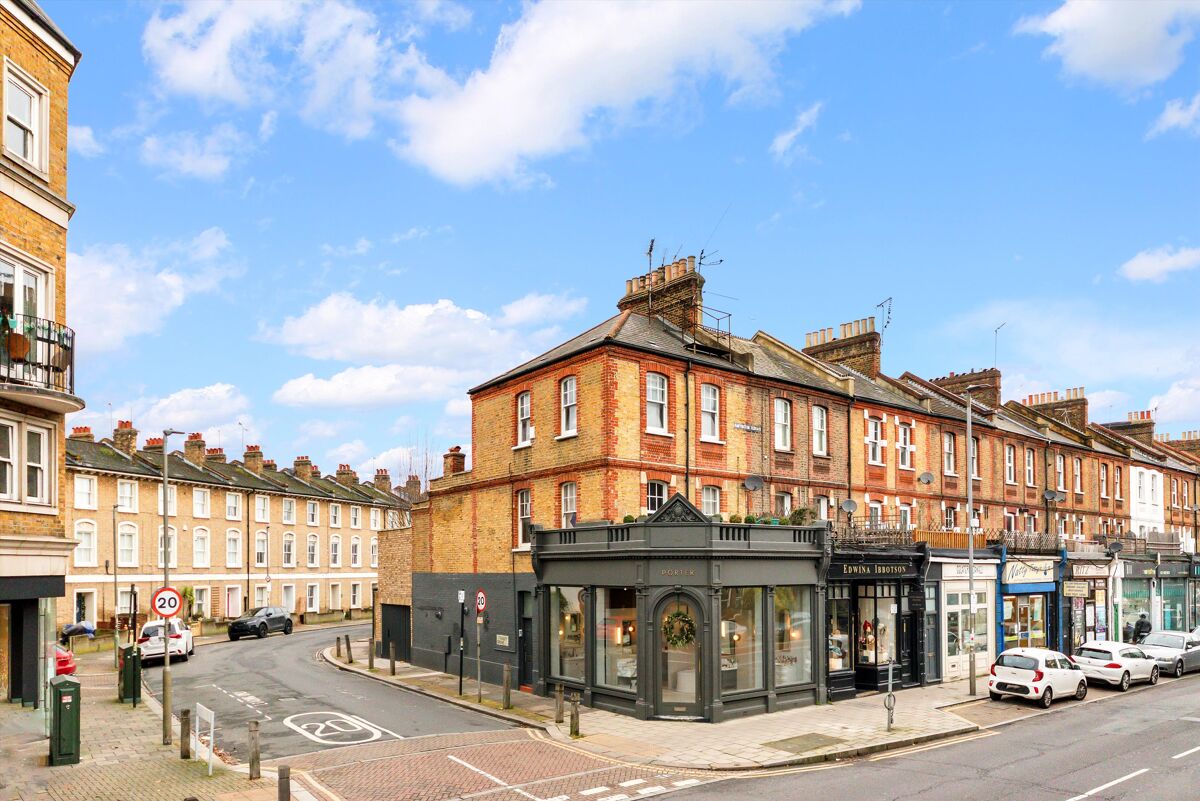 flat to rent in Queenstown Road, London, SW8 BAQ012348807 Knight Frank