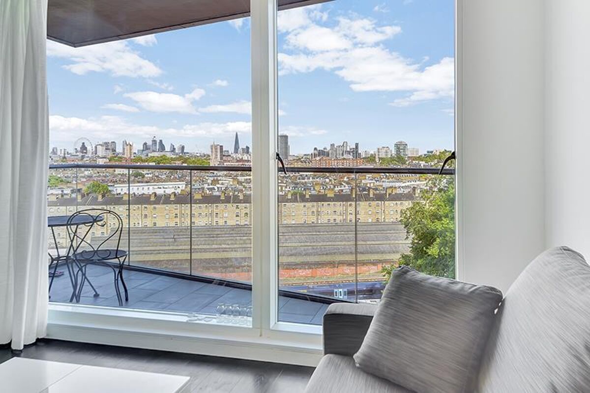 flat to rent in Grosvenor Waterside, Gatliff Road, London, SW1W