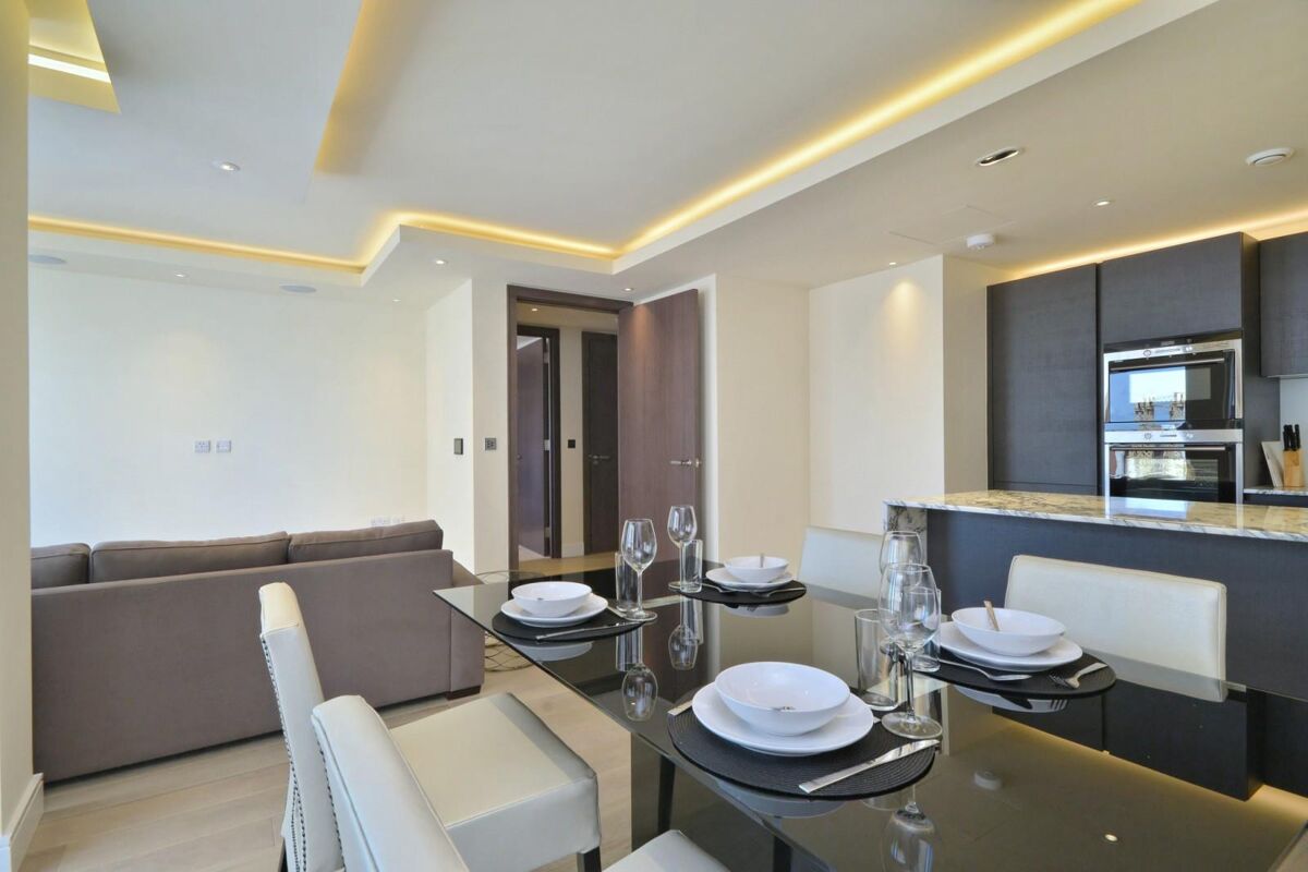 flat to rent in Dockside House, Chelsea Creek, 4 Park Street, Fulham