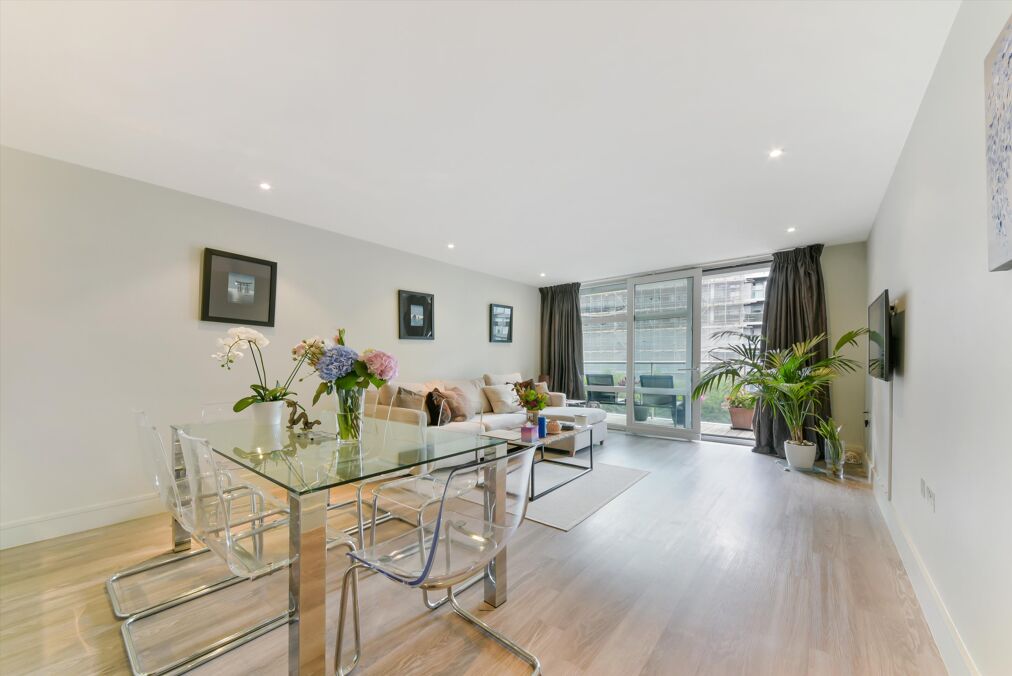 Image of Queenstown Road, London, SW11