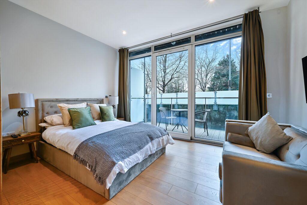 Image of Oswald Building, Chelsea Bridge Wharf, Queenstown Road, Battersea, SW11