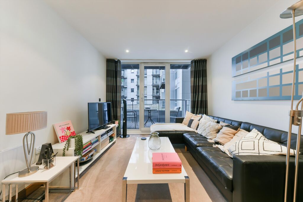 Image of Queenstown Road, London, SW11