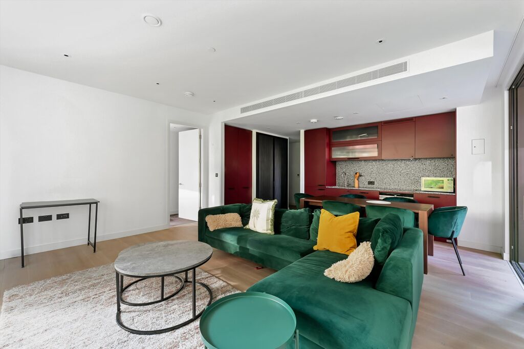 Image of Legacy Builidng, Nine Elms, SW11