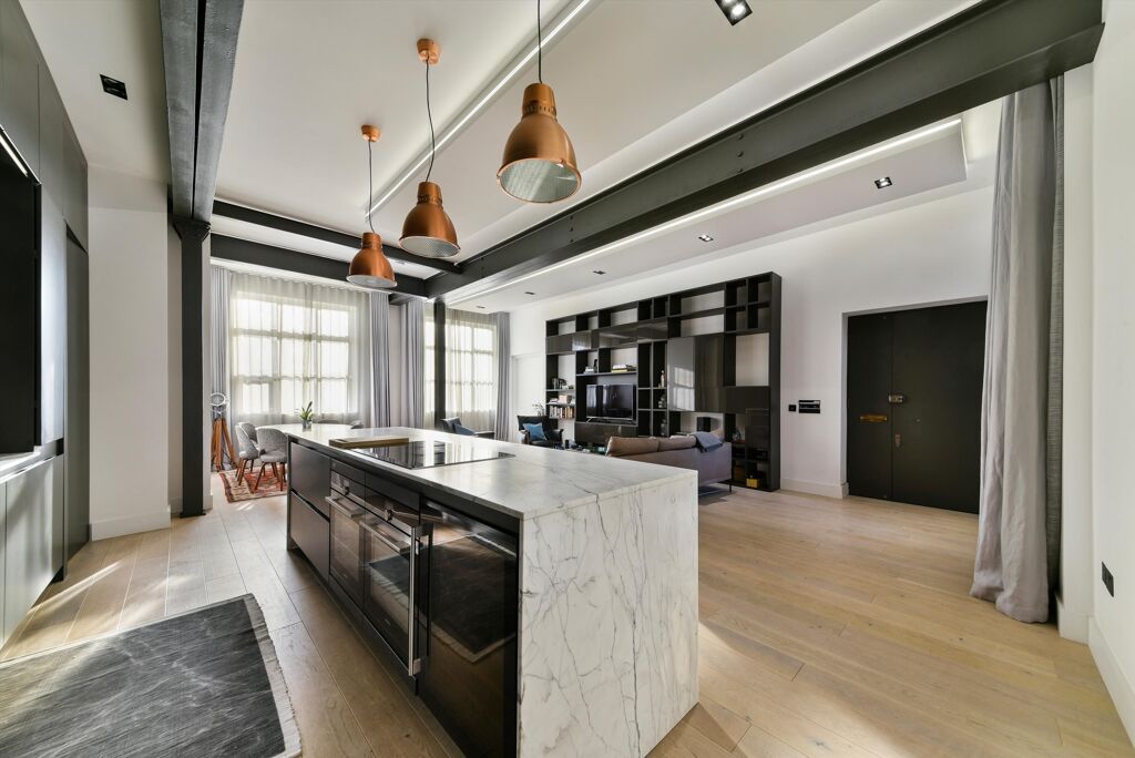 Image of Mandeville Courtyard, 142 Battersea Park Road, London SW11