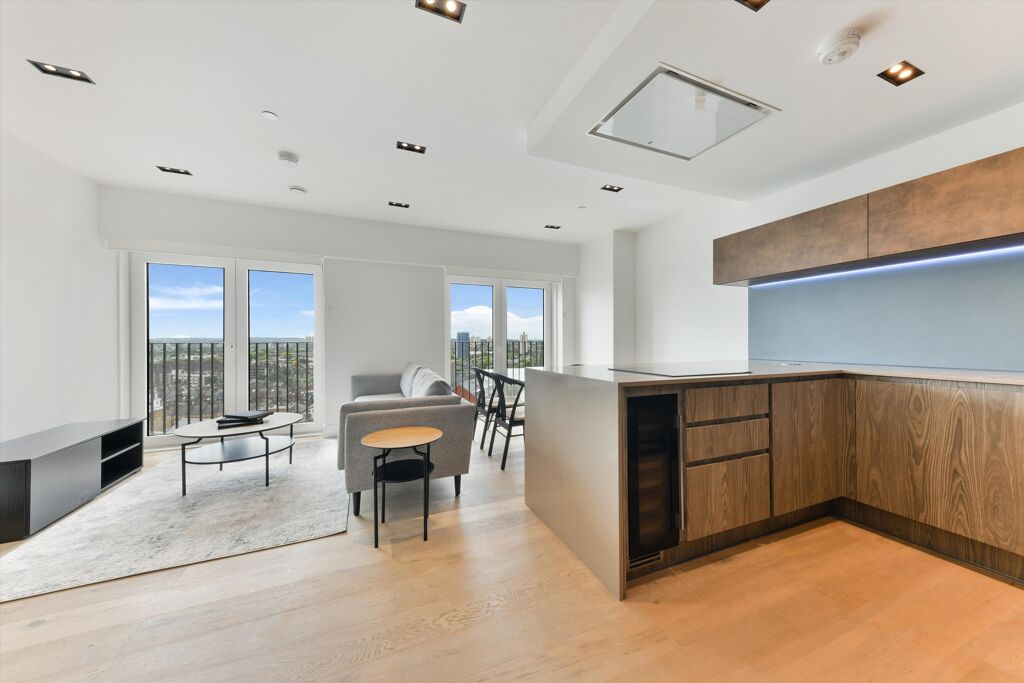 Image of Keybridge Tower, Exchange Gardens, Vauxhall, SW8