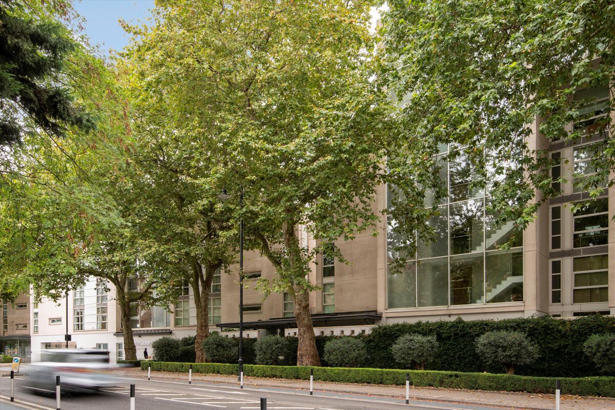 flat for sale in Eagle Wharf, Grosvenor Road, Pimlico, London, SW1V