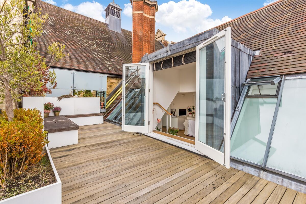 flat for sale in Battersea Park Road, London, SW11 BAT012037005