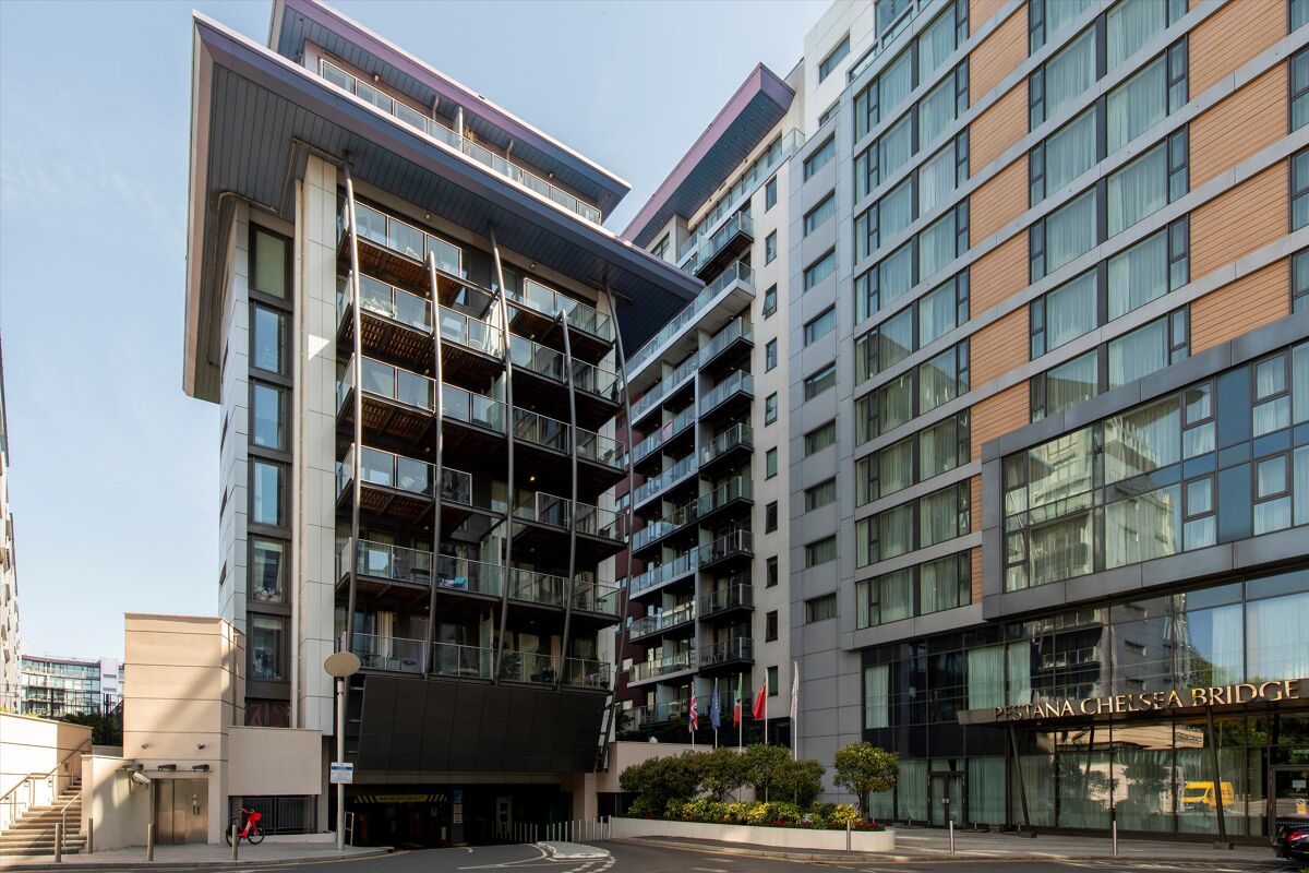 flat for sale in Chelsea Bridge Road, 352 Queenstown Road, London, SW11