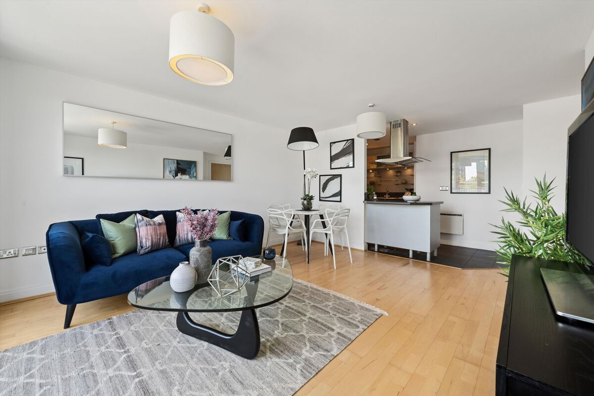 flat for sale in Oyster Wharf, 18 Lombard Road, Battersea, London, SW11 ...