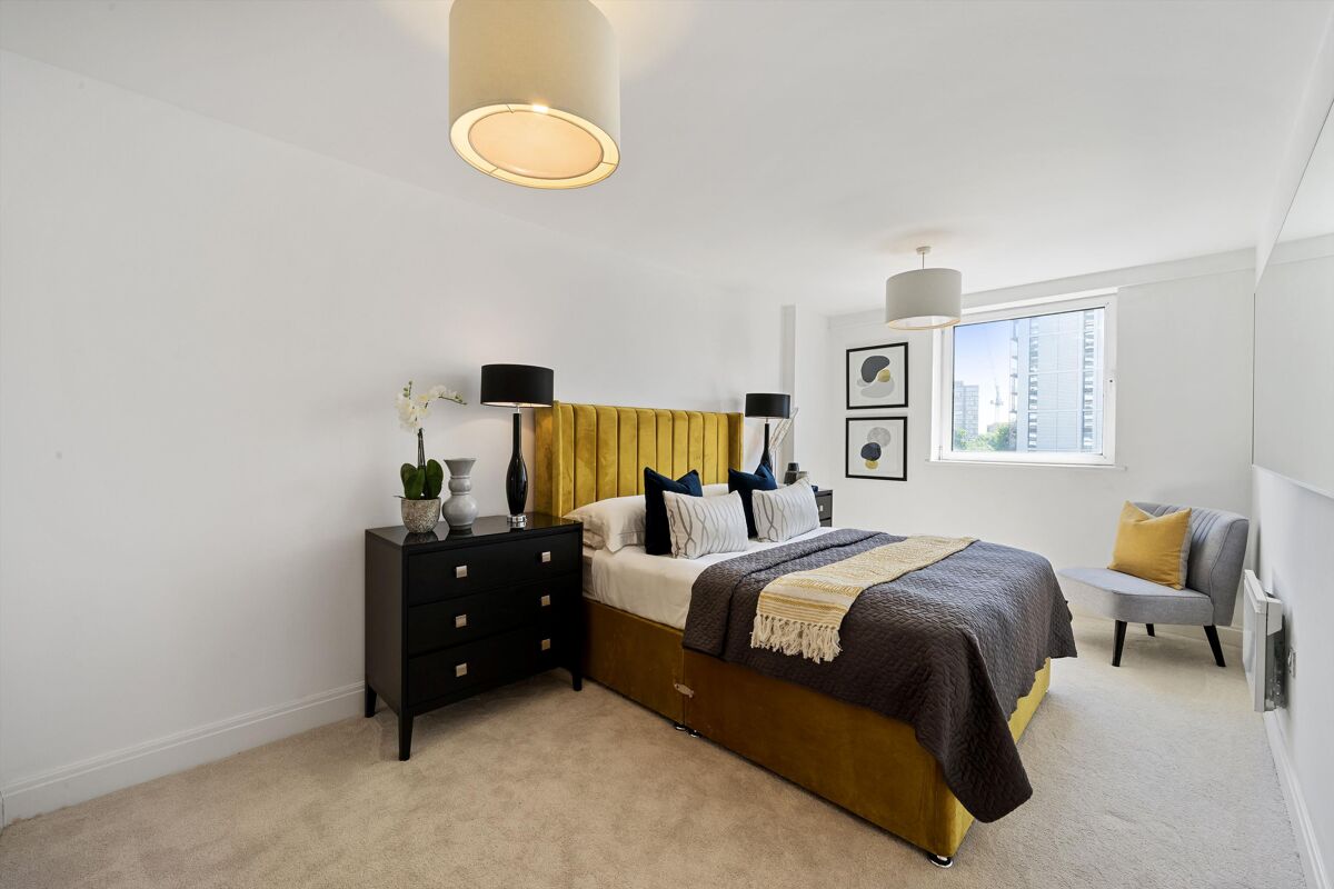 flat for sale in Oyster Wharf, 18 Lombard Road, Battersea, London, SW11 ...