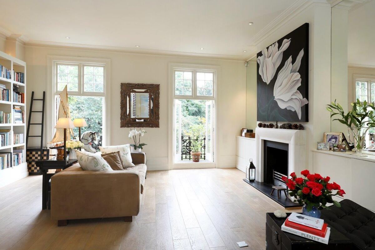 flat for sale in Albert Bridge Road, London, SW11 BAT012143503