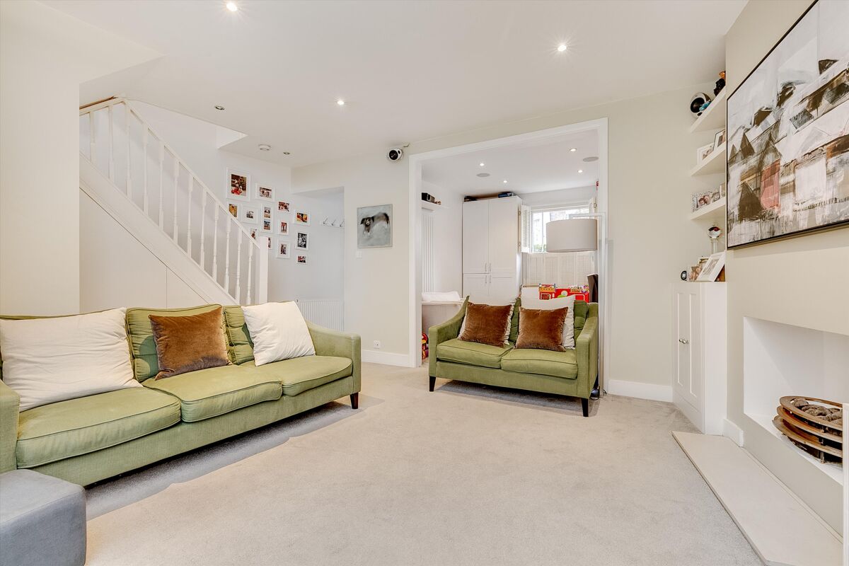 house for sale in Elsley Road, London, SW11 BAT012144198 Knight Frank