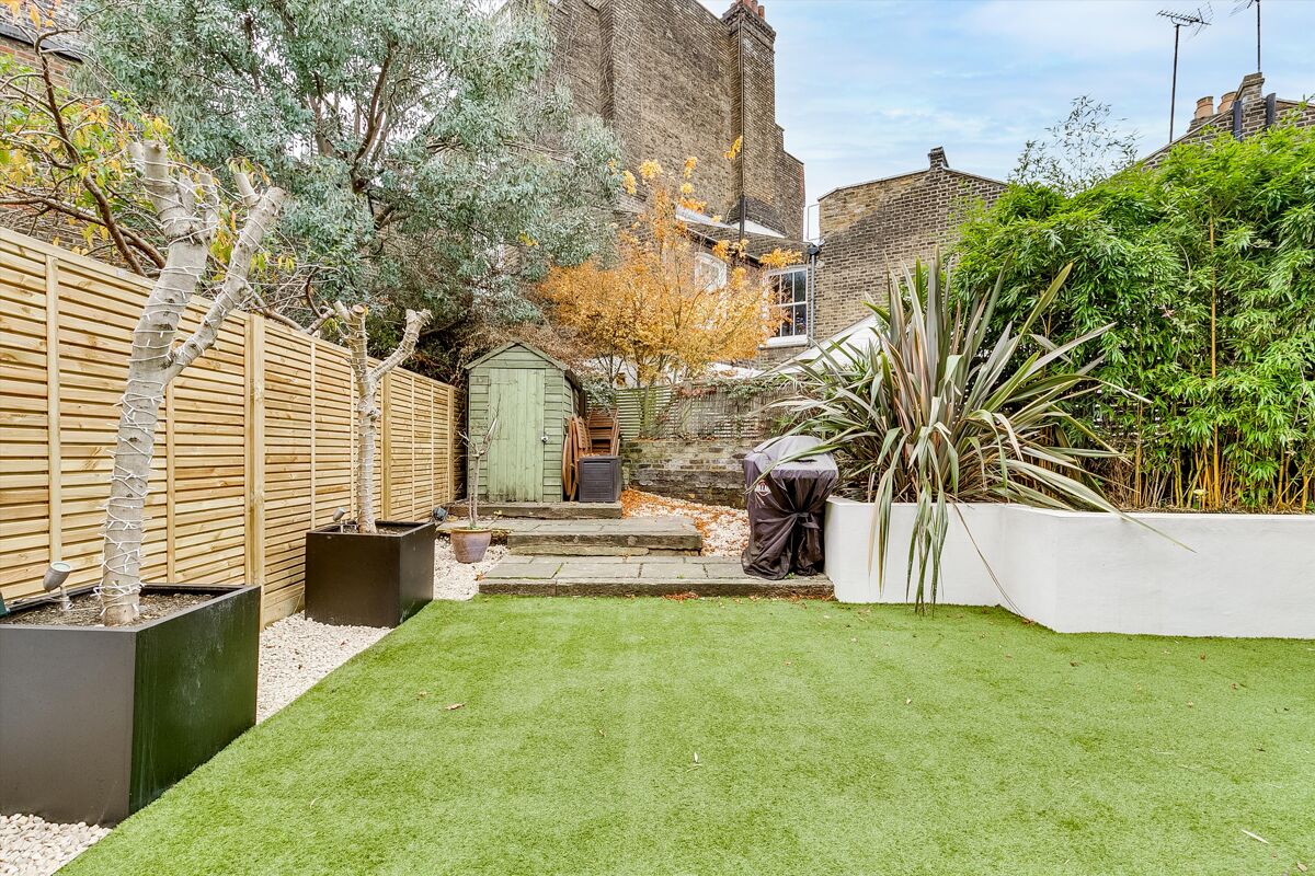 house for sale in Elsley Road, London, SW11 BAT012144198 Knight Frank