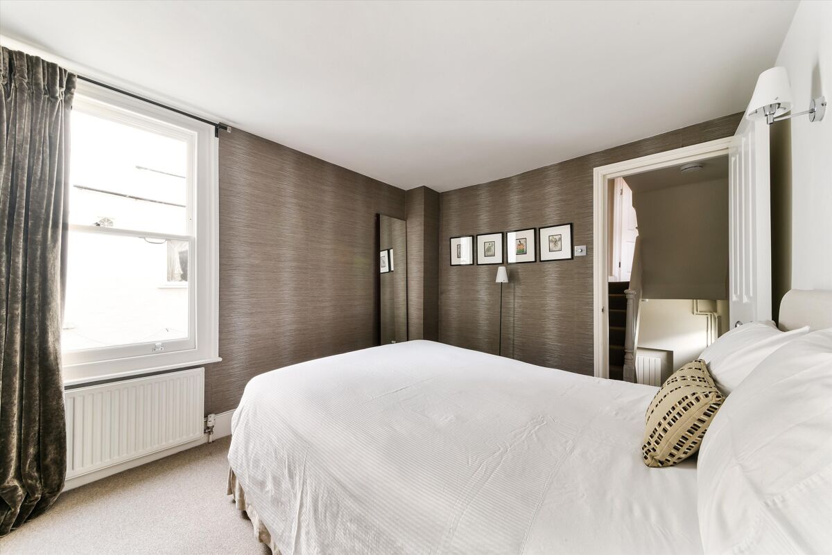 house for sale in Eversleigh Road, Battersea, London, SW11