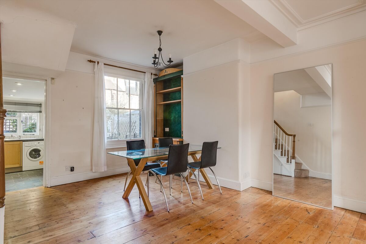 house for sale in Elsley Road, London, SW11 BAT012155711 Knight Frank