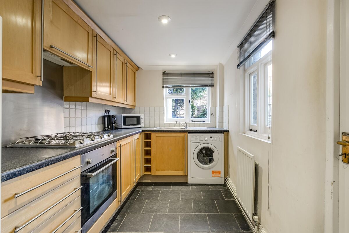 house for sale in Elsley Road, London, SW11 BAT012155711 Knight Frank