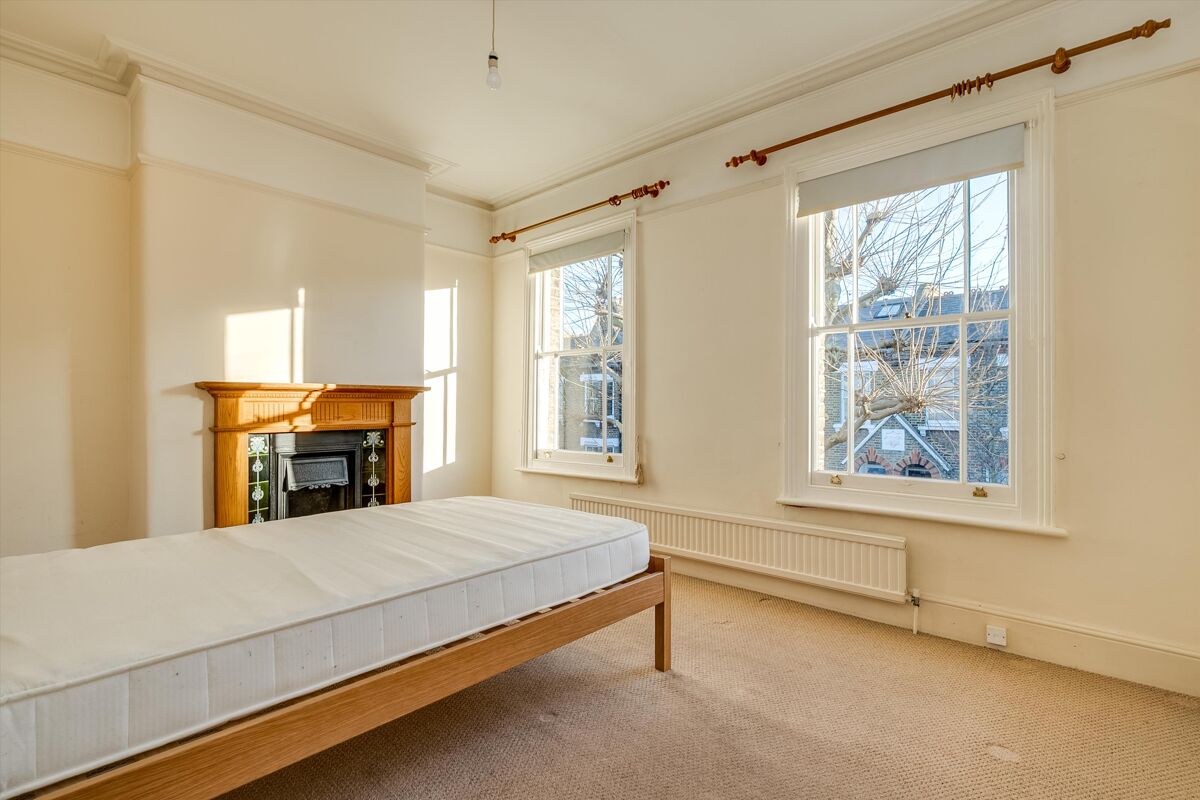 house for sale in Elsley Road, London, SW11 BAT012155711 Knight Frank