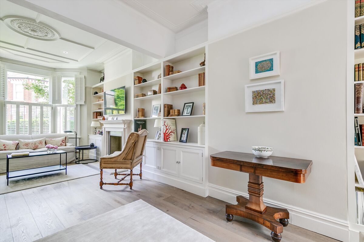 house for sale in Stormont Road, London, SW11 BAT012230723 Knight Frank