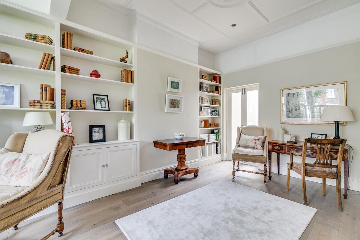 house for sale in Stormont Road, London, SW11 BAT012230723 Knight Frank