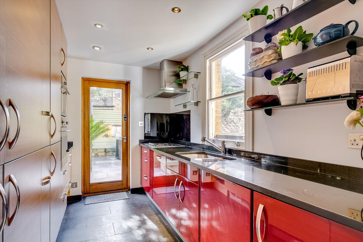 house for sale in Ashbury Road, Battersea, London, SW11 BAT012234479