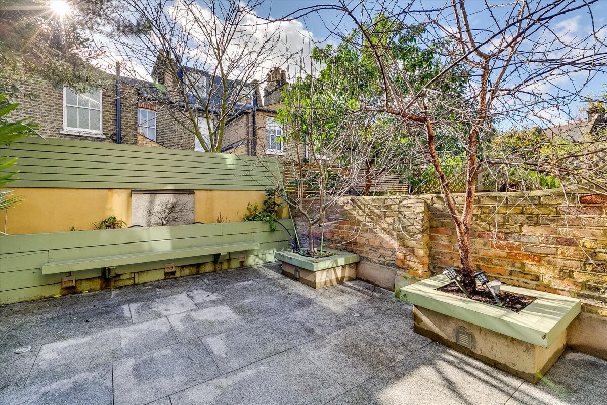 house for sale in Ashbury Road, Battersea, London, SW11 BAT012234479