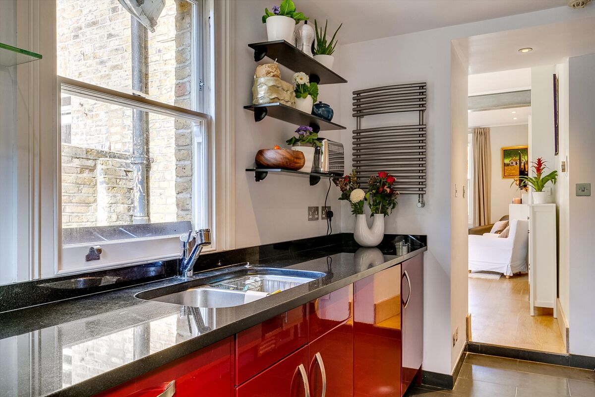 house for sale in Ashbury Road, Battersea, London, SW11 BAT012234479