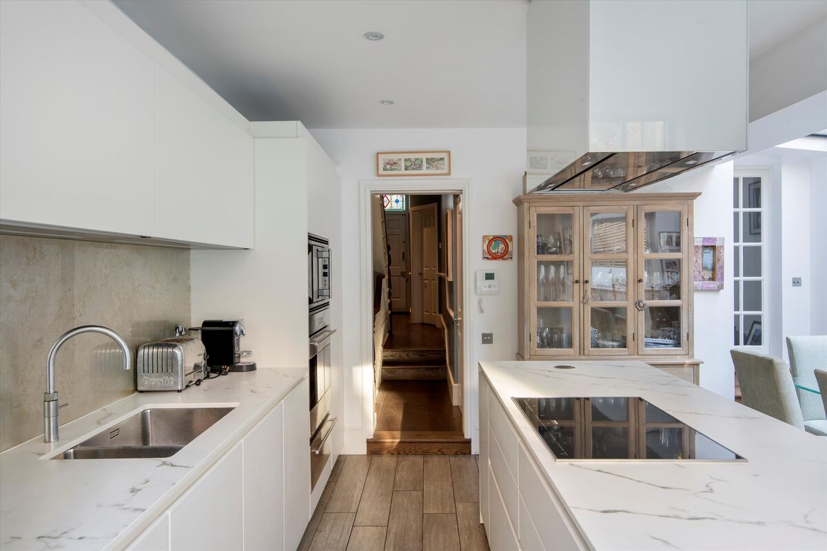 house for sale in Macduff Road, London, SW11 BAT012264628 Knight Frank