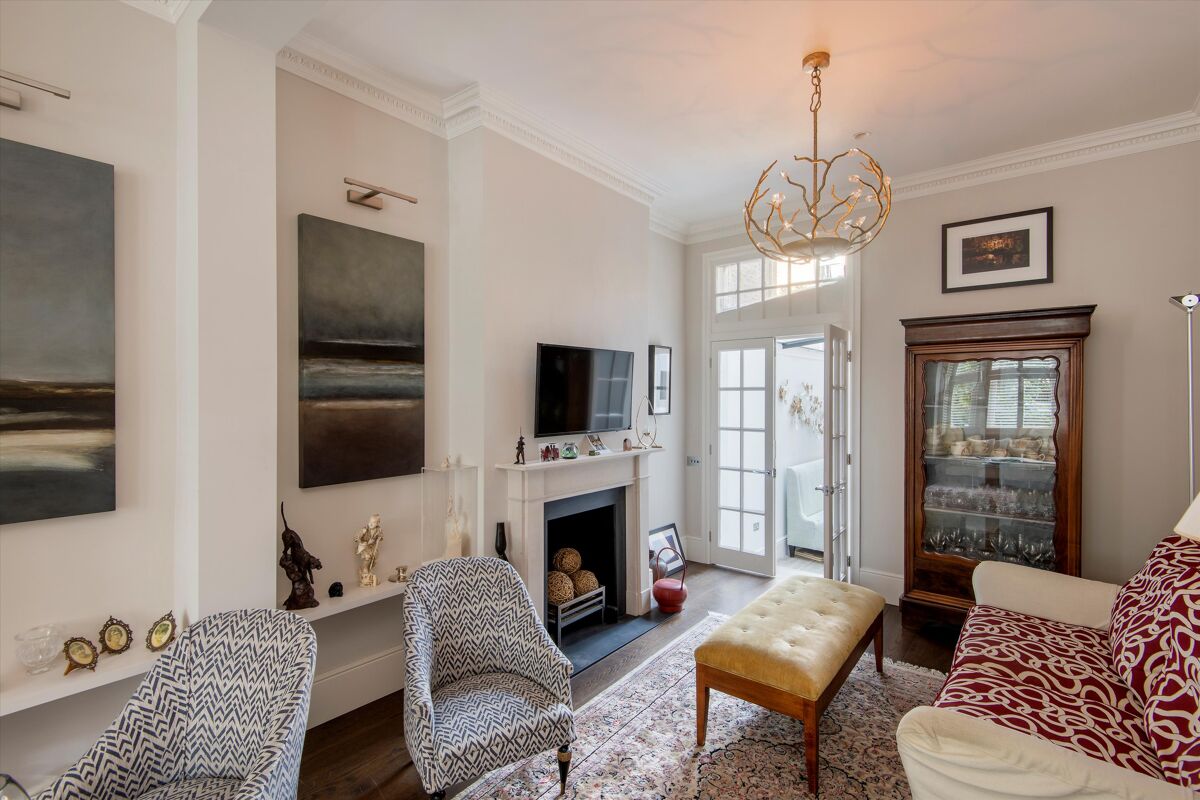 house for sale in Macduff Road, London, SW11 BAT012264628 Knight Frank