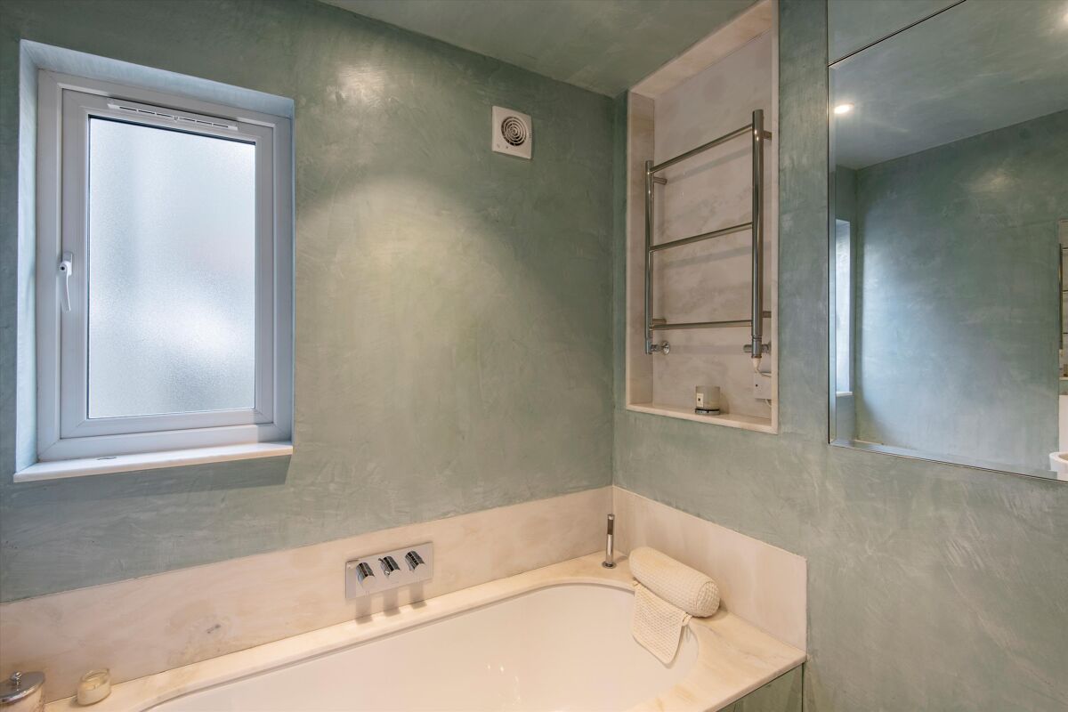 house for sale in Macduff Road, London, SW11 BAT012264628 Knight Frank