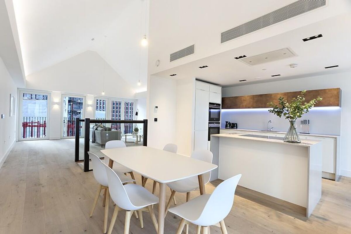 flat for sale in Exchange Gardens, Vauxhall, London, SW8 BAT012278934 Knight Frank