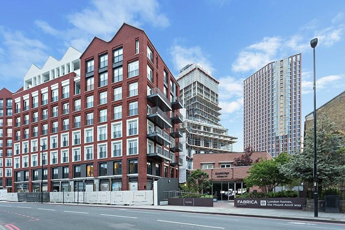 flat for sale in Exchange Gardens, Vauxhall, London, SW8 BAT012278934 Knight Frank