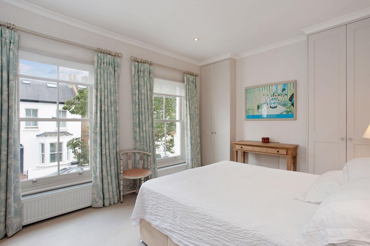 house for sale in Abercrombie Street, London, SW11 BAT012344624