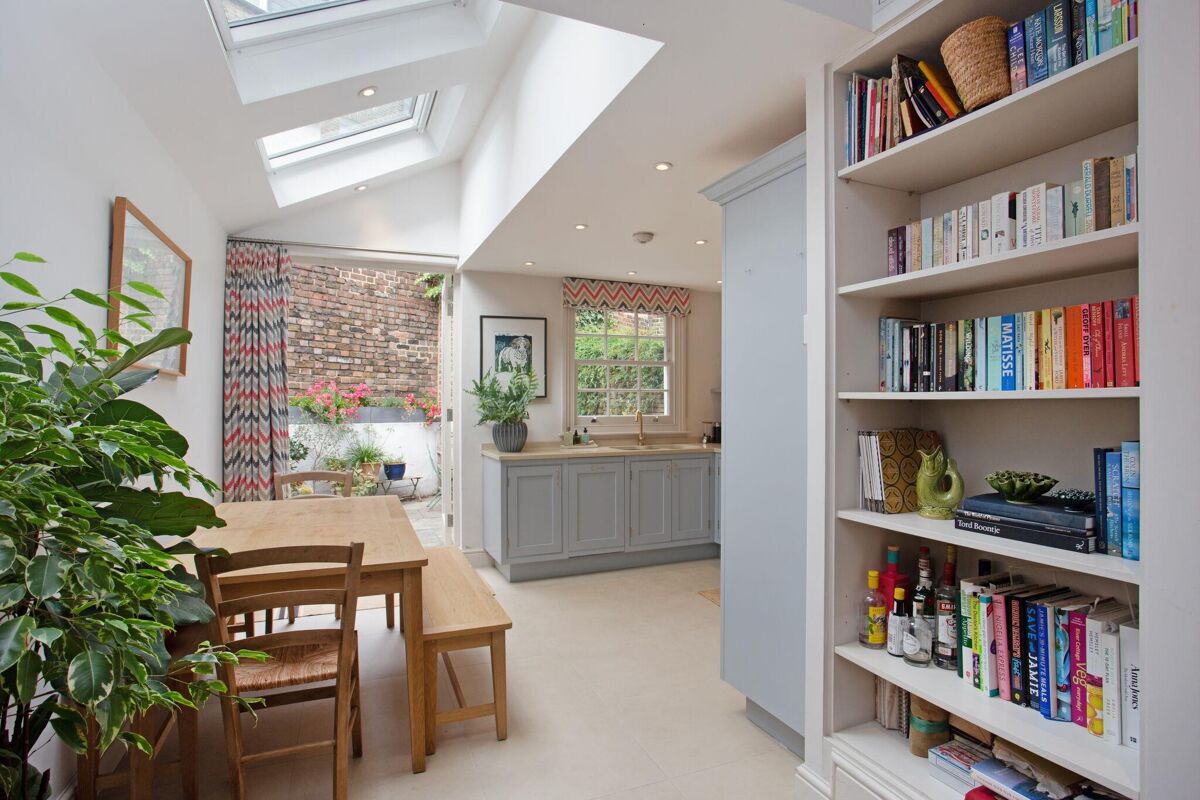 house for sale in Abercrombie Street, London, SW11 BAT012344624