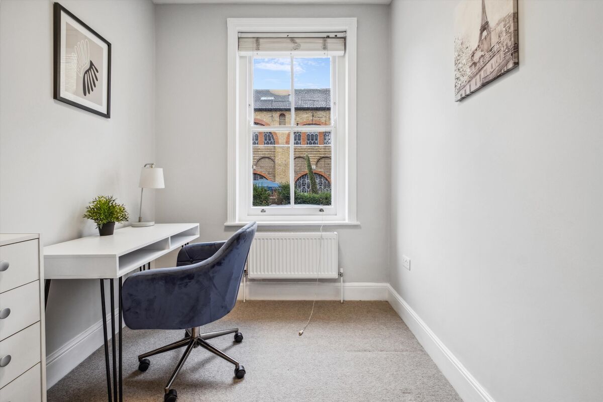 apartment for sale in Brixton Road, London, SW9 BAT012353669 Knight