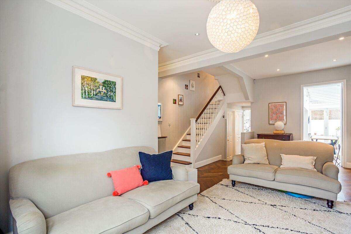 house for sale in Tennyson Street, London, SW8 BAT012367784 Knight