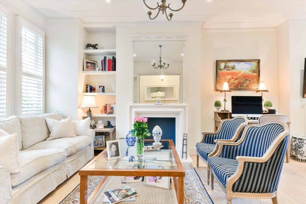 Image of Warriner Gardens, London, SW11