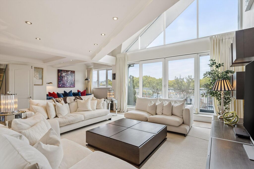 Image of Bishops Wharf House, Parkgate Road, Battersea, London, SW11.