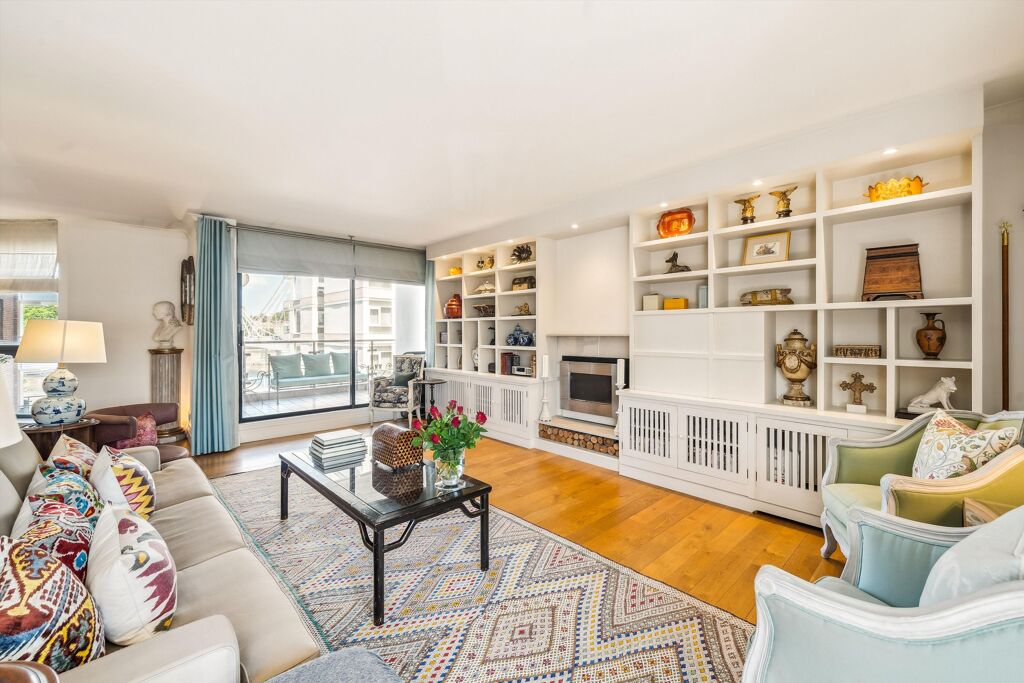 Image of Waterside Point, Anhalt Road, London, SW11