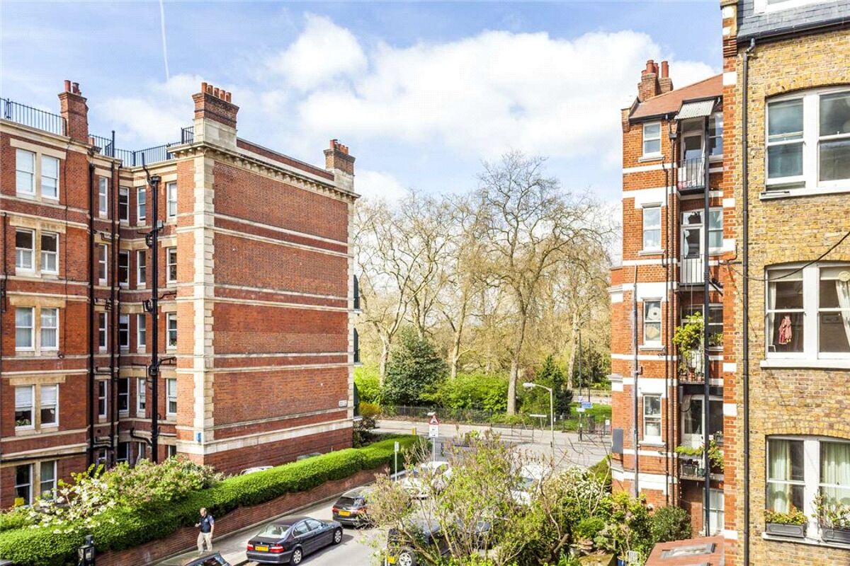 flat for sale in Albert Palace Mansions, Lurline Gardens, London, SW11