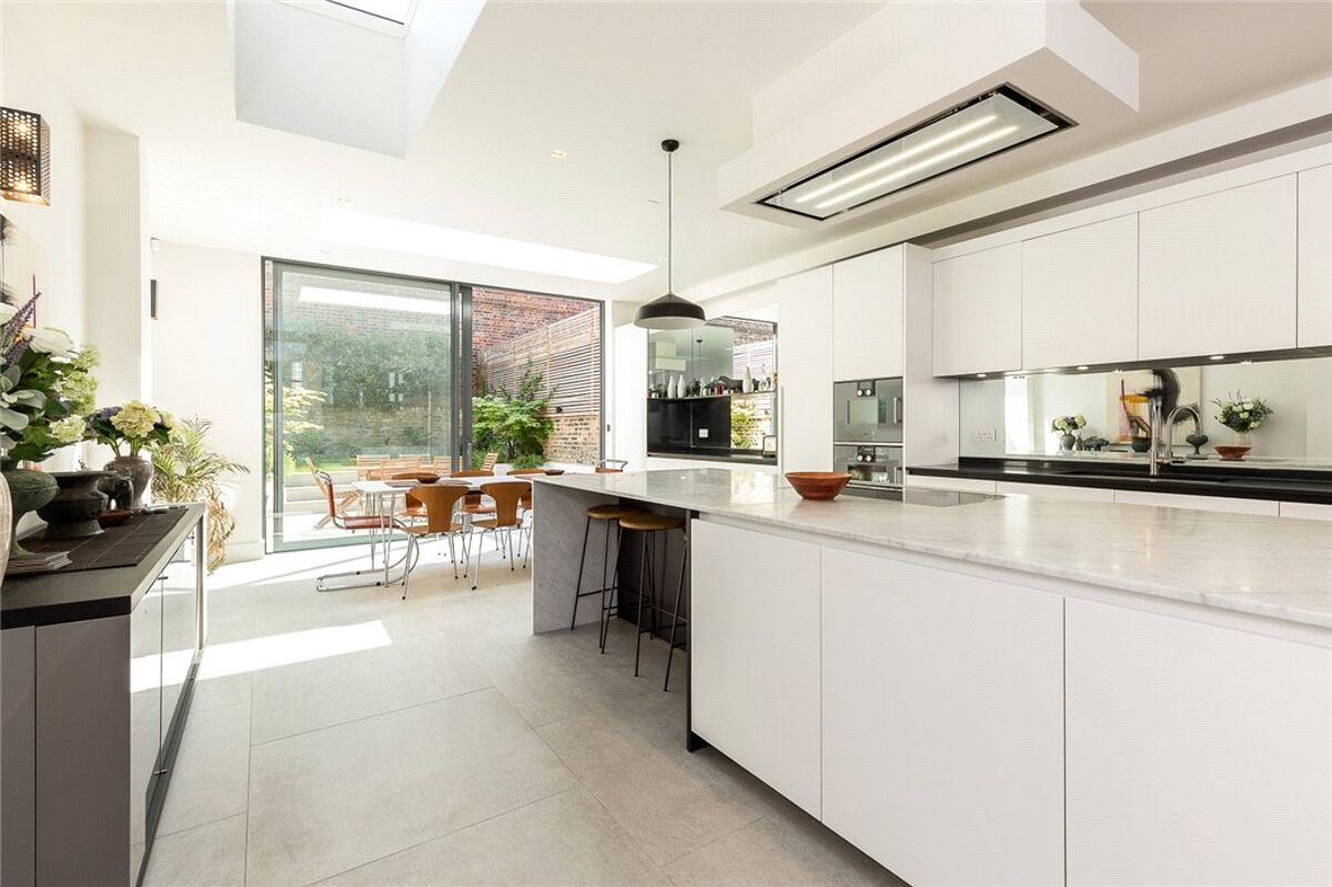 house for sale in Rosenau Road, Battersea Park, London, SW11