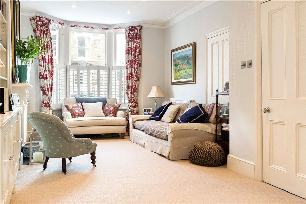 house for sale in Afghan Road, "Little India", Battersea, London, SW11 BAT180116 Knight Frank