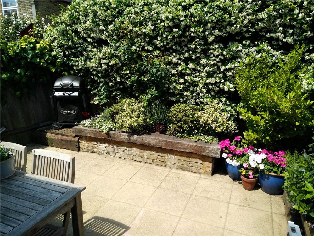 house for sale in Afghan Road, "Little India", Battersea, London, SW11