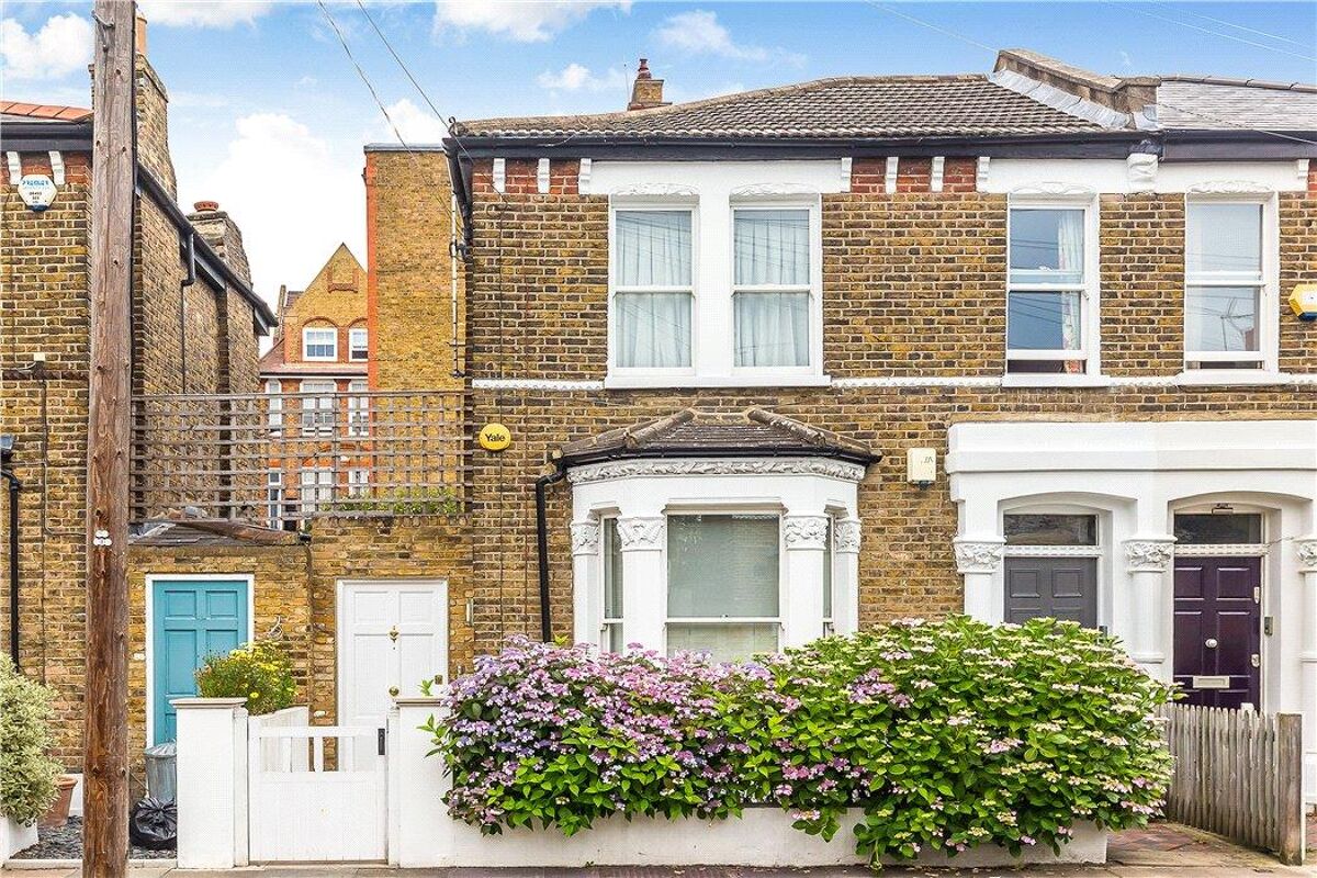 flat for sale in Octavia Street, "The Sisters", Battersea, London, SW11