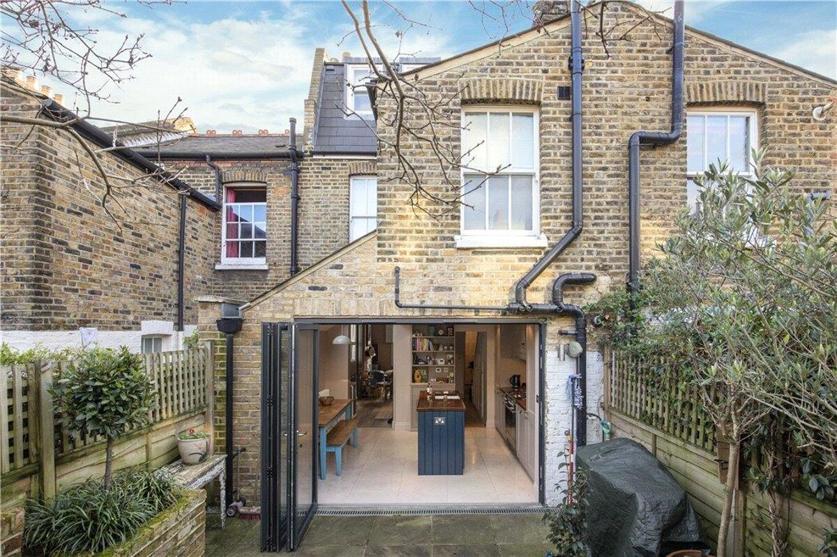 house for sale in Morrison Street, London, SW11 BAT200001 Knight Frank